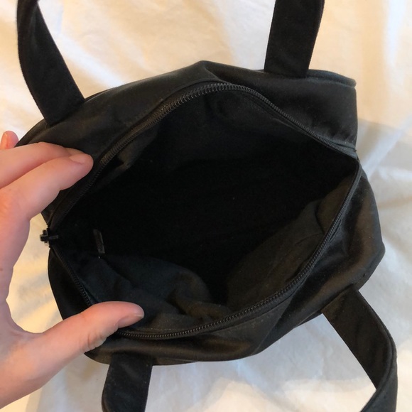 Black Kate Spade top handle bag with zipper! - Picture 3 of 5